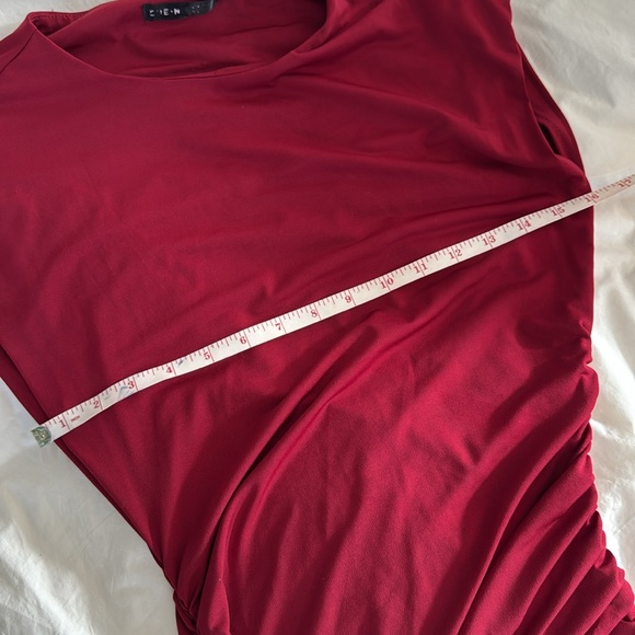 Burgundy Ruched Bodycon Shoulder Pad Dress - Picture 6 of 7